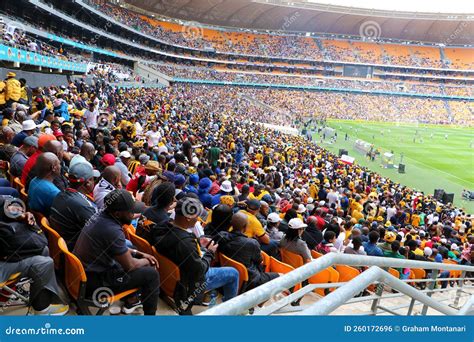 Kaizer Chiefs Verses Orlando Pirates: Fans Packed Into The FNB Stadium Editorial Image ...