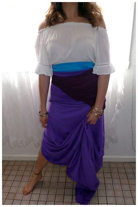 Esmeralda from The Hunchback of Notre-Dame Costume – Theme Me: Costume ...