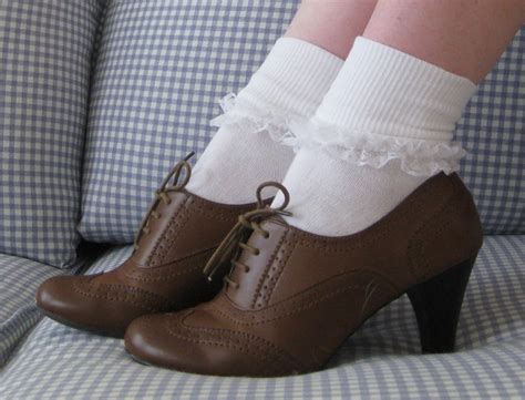 School girl socks — megan nielsen design diary