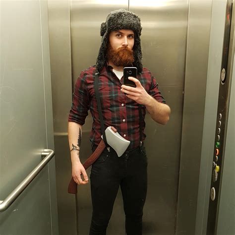 Beards do make Halloween costumes easier : r/beards