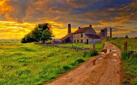 Old Farm Buildings Wallpaper - WallpaperSafari