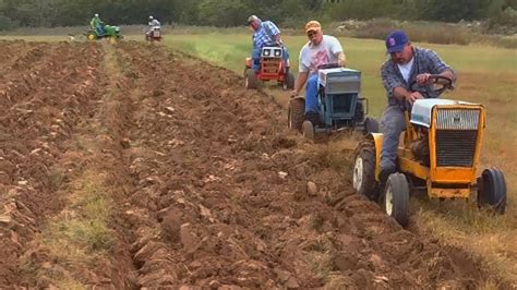 Garden Tractor Plow Day in Boonville Missouri - YouTube