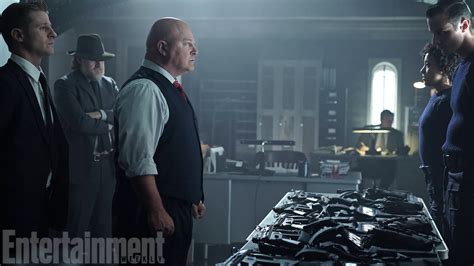 Get A First Look At Michael Chiklis In 'Gotham'