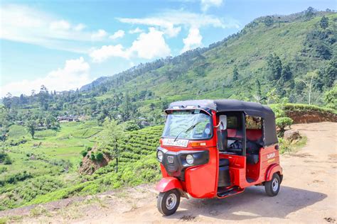 Sri Lanka Tuk Tuk Rental Guide: All You Need To Know! (2023)