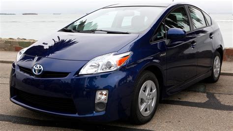 2010 Toyota Prius - CNET