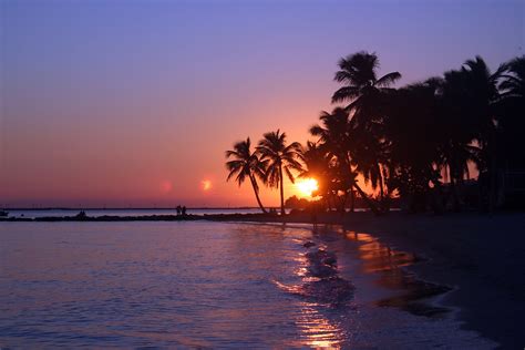 Key West Sunset | Smathers Beach in Key West Available throu… | Flickr