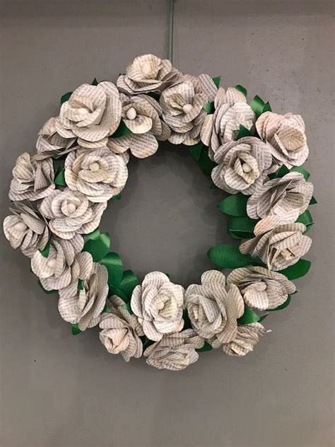 Paper rose wreath from the DCWV DIY project stack paper roses 3/19 | Paper roses, Rose wreath ...