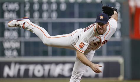 Is Houston Astros Ace Justin Verlander Still an AL Cy Young Front ...