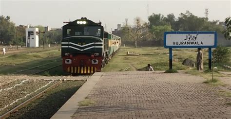 Gujranwala Raillway Station - railwaystations.pk