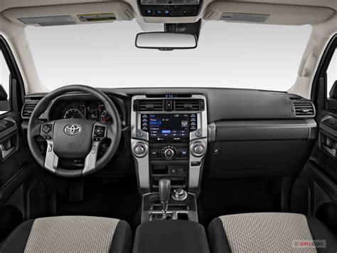 2021 Toyota 4Runner: 286 Interior Photos | U.S. News & World Report