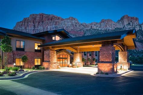 HAMPTON INN & SUITES SPRINGDALE/ZION NATIONAL PARK - Updated 2022 (Utah)