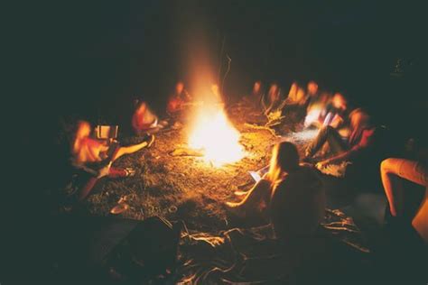 Stories around the Campfire - Caravan Camping NSW