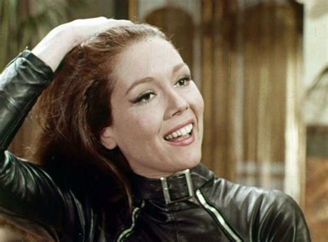 Emma ! | Emma peel, Avengers girl, Dame diana rigg