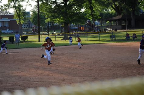 Parker and Maggie World: First Baseball Game of the Season