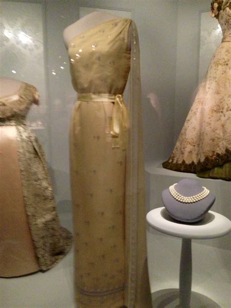 Jacqueline Kennedy's inauguration gown. Shown here at the Smithsonian ...