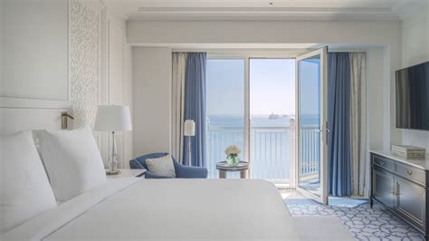 Doha Luxury Hotel One-Bedroom Suite | Sea View | Four Seasons Hotel