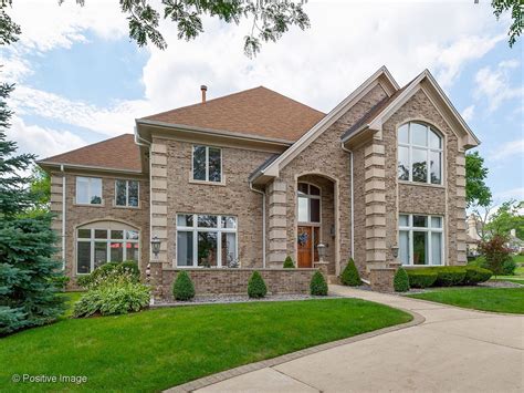 IMPRESSIVE BRICK TWO STORY HOME | Illinois Luxury Homes | Mansions For ...