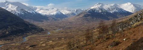 Glen Affric : r/mountains