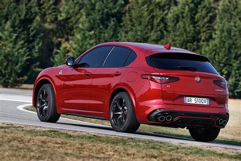 ALFA ROMEO Stelvio Quadrifoglio Specs & Photos - 2017, 2018, 2019, 2020 ...