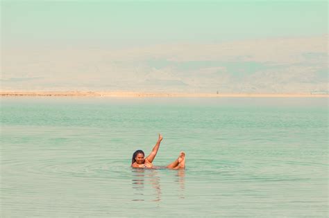 Float in the Dead Sea | 9 Tips For Traveling to Jordan | POPSUGAR Smart Living Photo 9