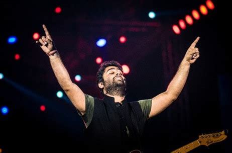 20,000+ Fans at Finale Arijit Singh India Tour Concert in Mumbai, by ...