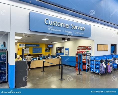 Walmart Customer And Worker Wear Face Masks During The Covid-19 Pandemic Editorial Photo ...