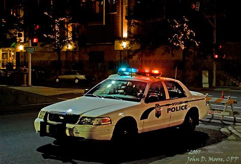 Spokane Police Department activities at Main and Lincoln. Spokane ...