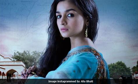 Alia Bhatt's Raazi - 5 Takeaways From New Spy Thriller