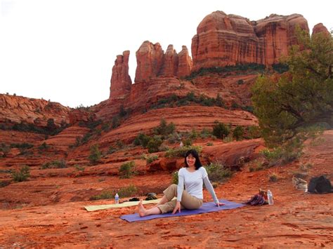 Sedona Yoga Tour on the Red Rocks