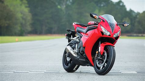 2015 Honda CBR1000RR Review / Specs / Pictures / Videos | Honda-Pro Kevin