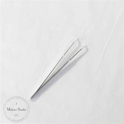 Tweezers - A Makers' Studio