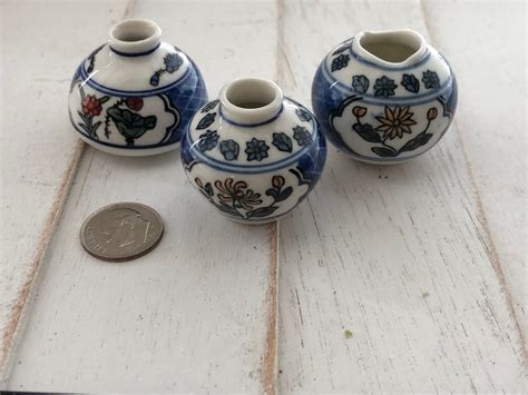 Miniature Ceramic Planter Vases, Set of 3 Blue White Floral Vase Set, Dollhouse Miniatures, 1:12 ...
