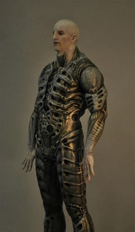 Prometheus set photos show what's under the Engineers' robes, plus a never-before-seen character ...