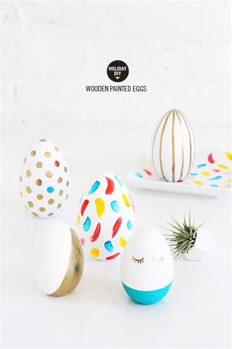 HOLIDAY DIY | Wooden Painted Eggs - I SPY DIY