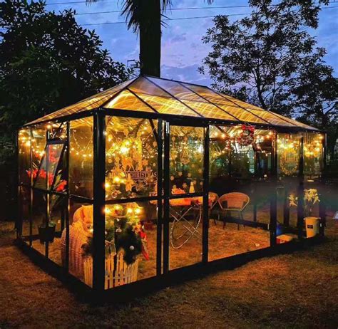 Polycarbonate Greenhouse Kits - Assemble Yourself - UNQ