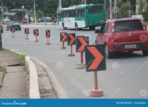 Traffic Alignment Marker Signaling Editorial Photography - Image of obstacle, speed: 235938782