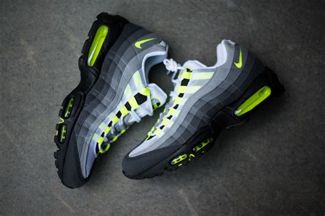 Nike Air Max 95 OG ‘Neon’ | SneakersBR - Lifestyle Sneakerhead