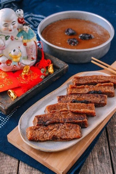 Nian Gao (Chinese New Year Sweet Rice Cake) - The Woks of Life