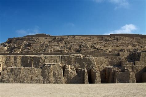 Huaca Pucllana | Atlas Obscura