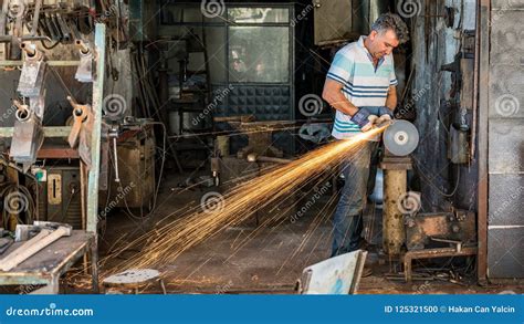 Ironsmith Working in His Workshop in Adiyaman City Historical Old Oturakci Bazaar Inside the Old ...