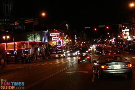 Nashville Nightlife & Pub Crawls: The Best Downtown Nashville Bars And Honky Tonks