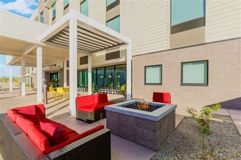 HOME2 SUITES BY HILTON NORTH SCOTTSDALE NEAR MAYO CLINIC - 10 Photos - 20001 N Scottsdale Rd ...