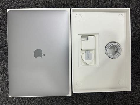 Macbook Air M1 Chip Ram 8Gb Ssd 512Gb, Computers & Tech, Laptops & Notebooks on Carousell