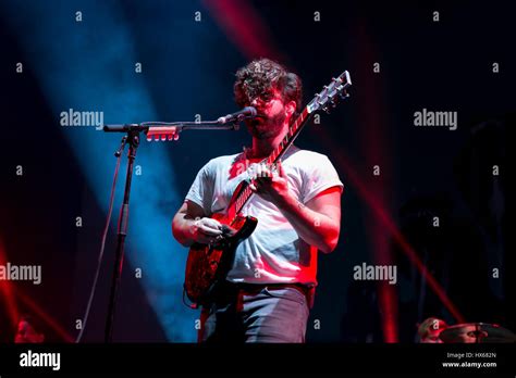 Foals band hi-res stock photography and images - Alamy