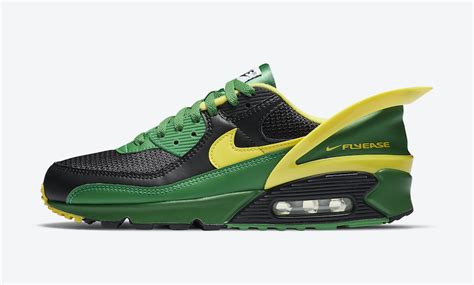 Nike Air Max 90 FlyEase Surfaces in Oregon Ducks Colors | Sneakers Cartel