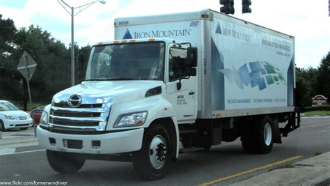 Iron Mountain - Hino / Mickey Box Truck | Owned by: Iron Mou… | Flickr