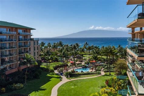 Rooms & suites with ocean views | Outrigger Honua Kai Resort & Spa