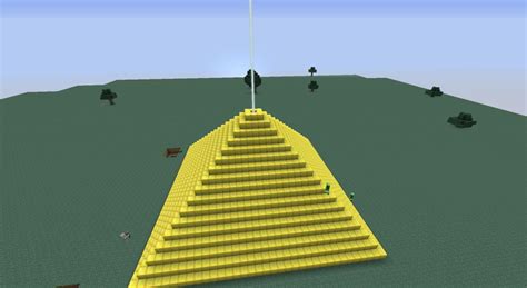 Golden Beacon Pyramid Minecraft Map