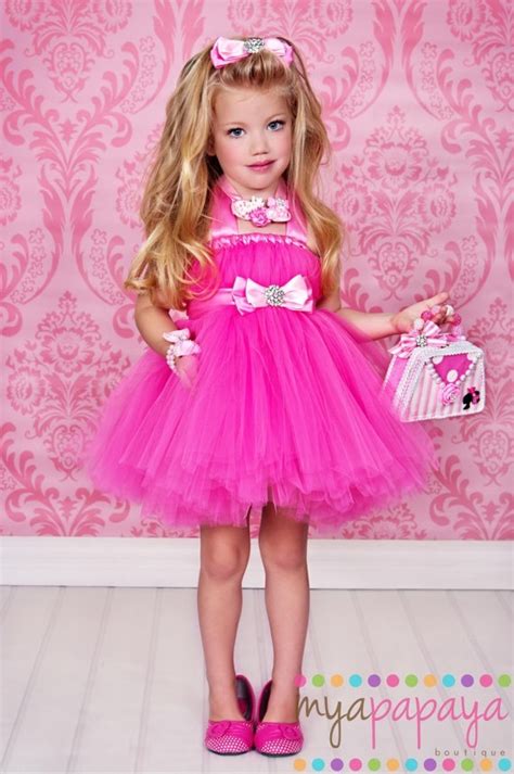 1000+ images about Barbie party on Pinterest | Birthdays, Vintage barbie party and Runway