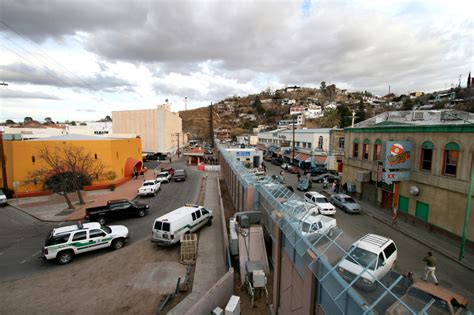 Modern picture of the border between Arizona, on the left, and Sonora in Nogales image - Free ...